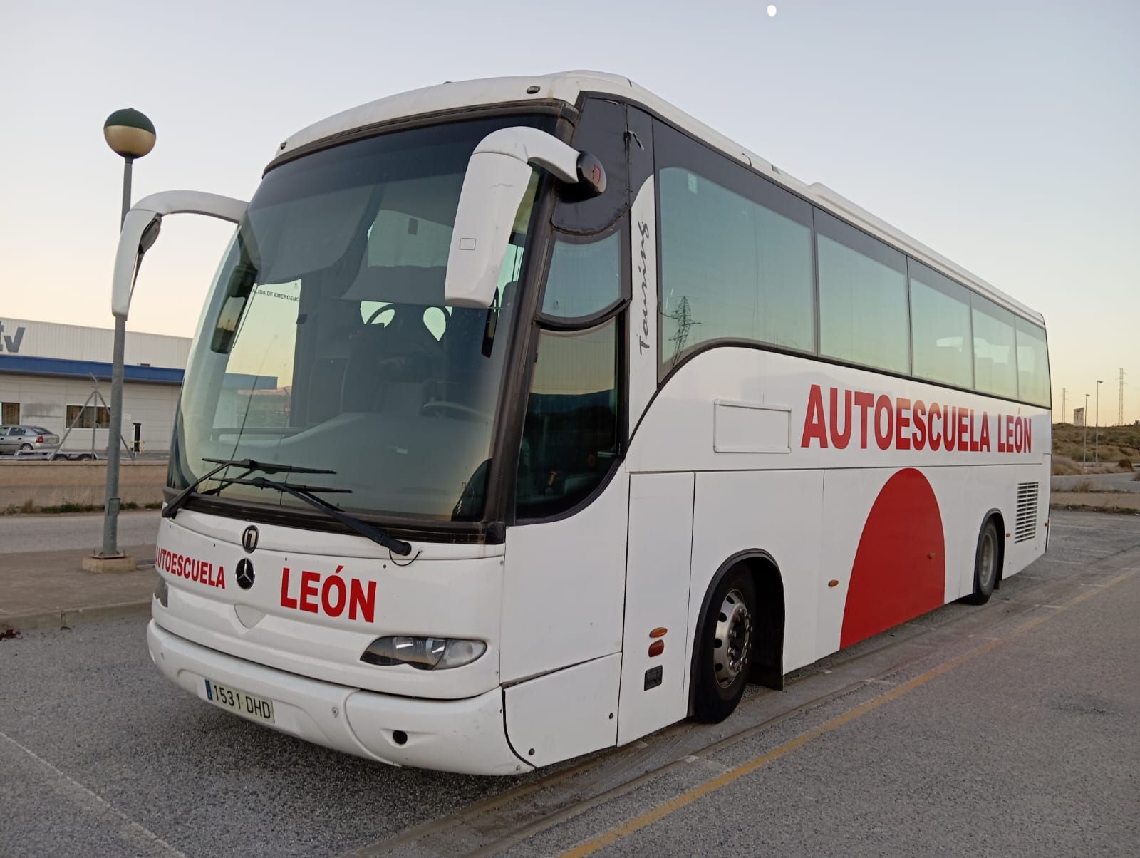 carnets de conducir. autoescuela en Guadix
